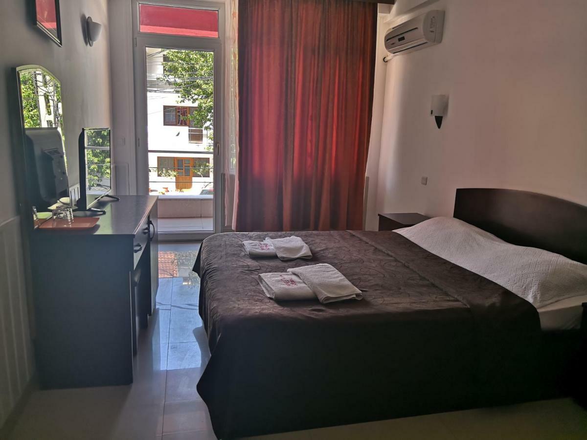 Hotel Prestige Costinesti Zewnętrze zdjęcie